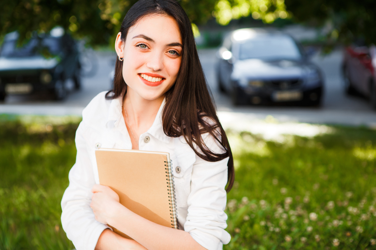 College student car shipping offers a cost-effective alternative to road trips for college students who need to transport their vehicles to and from campus.