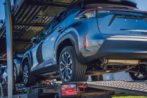 Terminal-to-Terminal vs. Door-to-Door Car Shipping